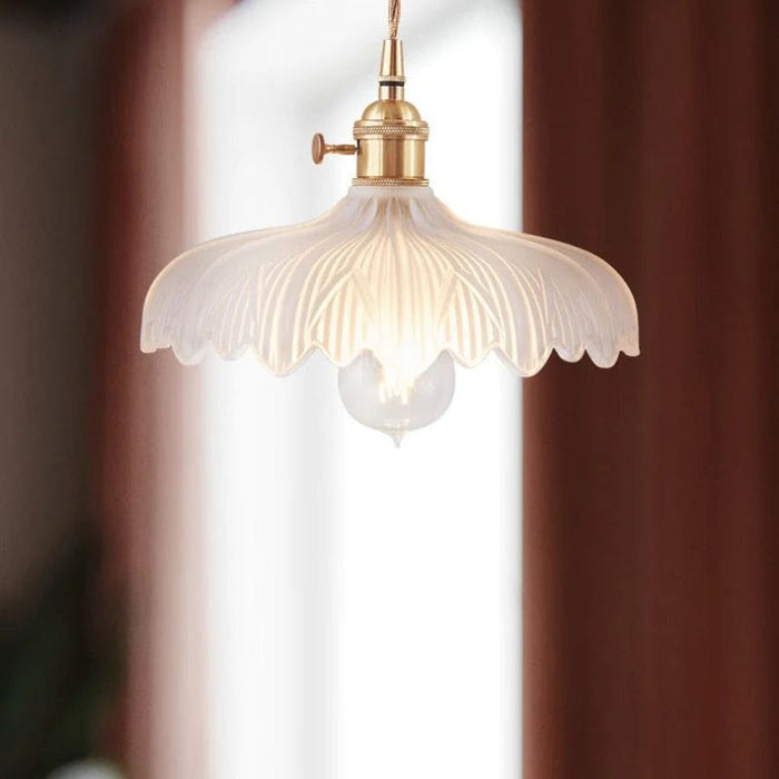TAKLAMPA.SE Taklampa retro blommönster