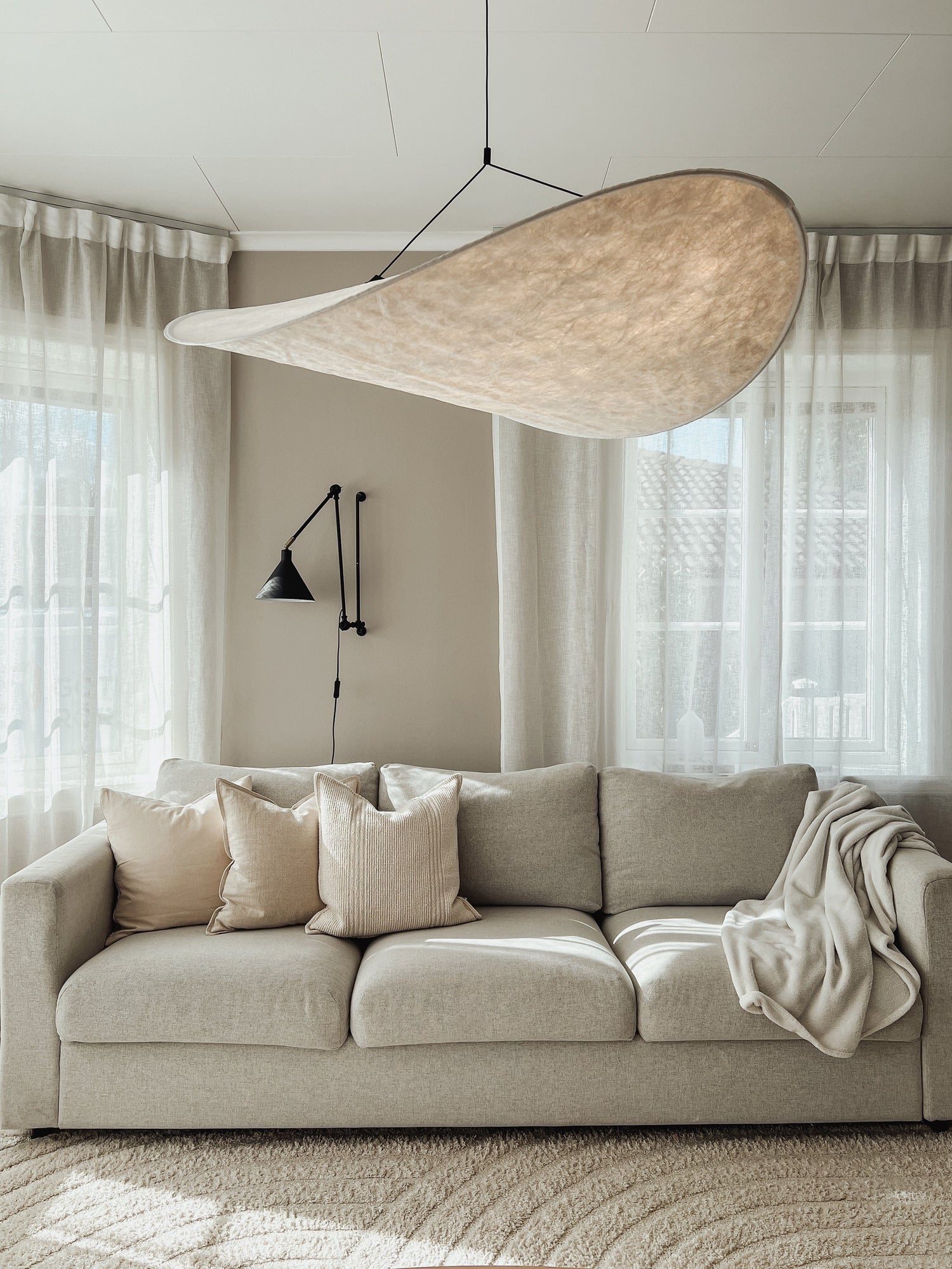 Svävande design för kreativa rum