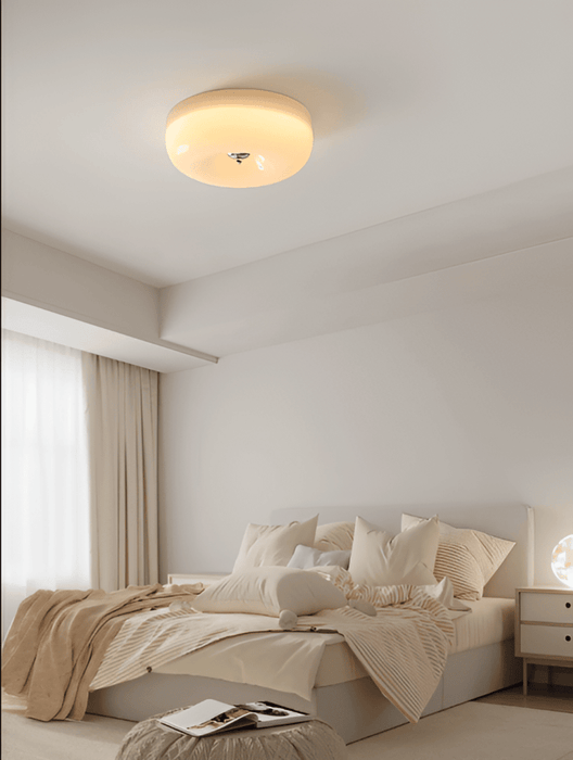 Krämfärgad glas taklampa TAKLAMPA.SE