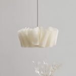 Hem & Trädgård > Belysning > Belysningsarmaturer > Taklampor Elegant Hänglampa med Tygsärm