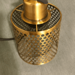 Hem & Trädgård > Belysning > Belysningsarmaturer > Taklampor Geometrisk glas hänglampa med bikakdesign